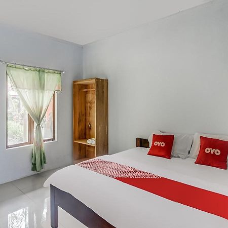 Oyo 90988 Tangkoko Jungle Homestay Rinondoran Esterno foto