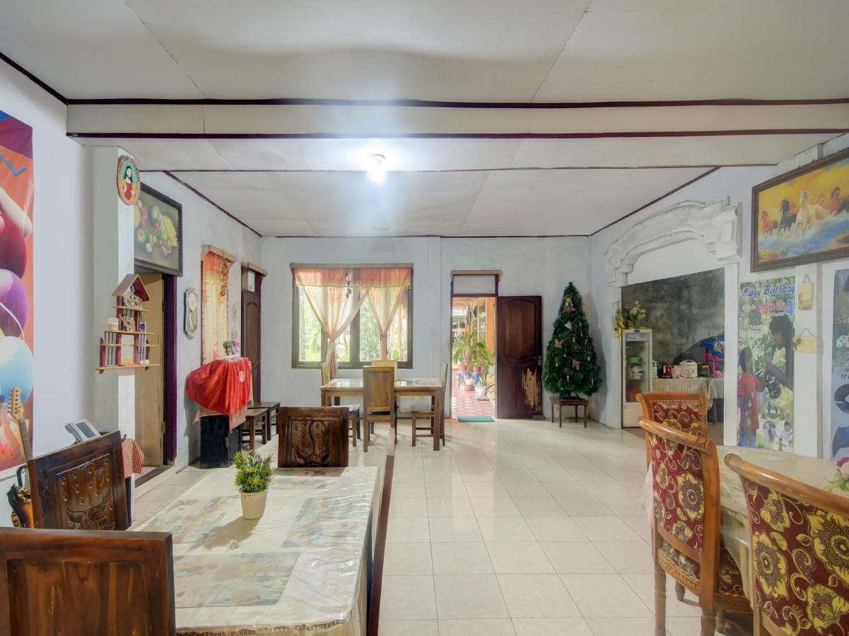 Oyo 90988 Tangkoko Jungle Homestay Rinondoran Esterno foto